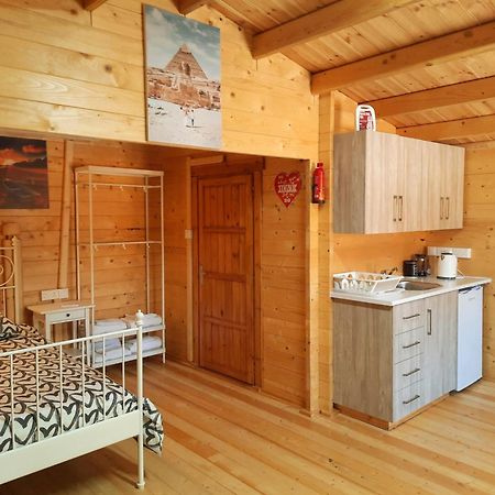 Cyprus Glamping Park Hotel Agios Theodoros Eksteriør billede
